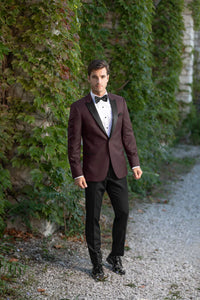 PROM: Diamond Rental Collection