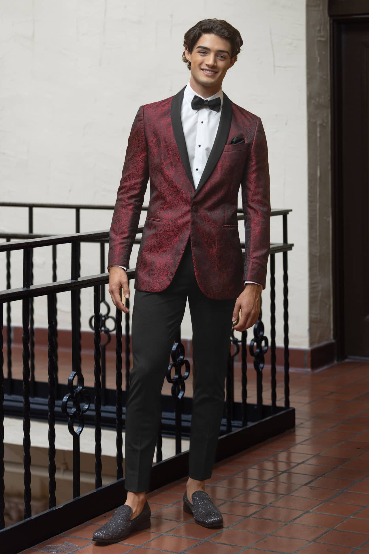 PROM: Diamond Rental Collection