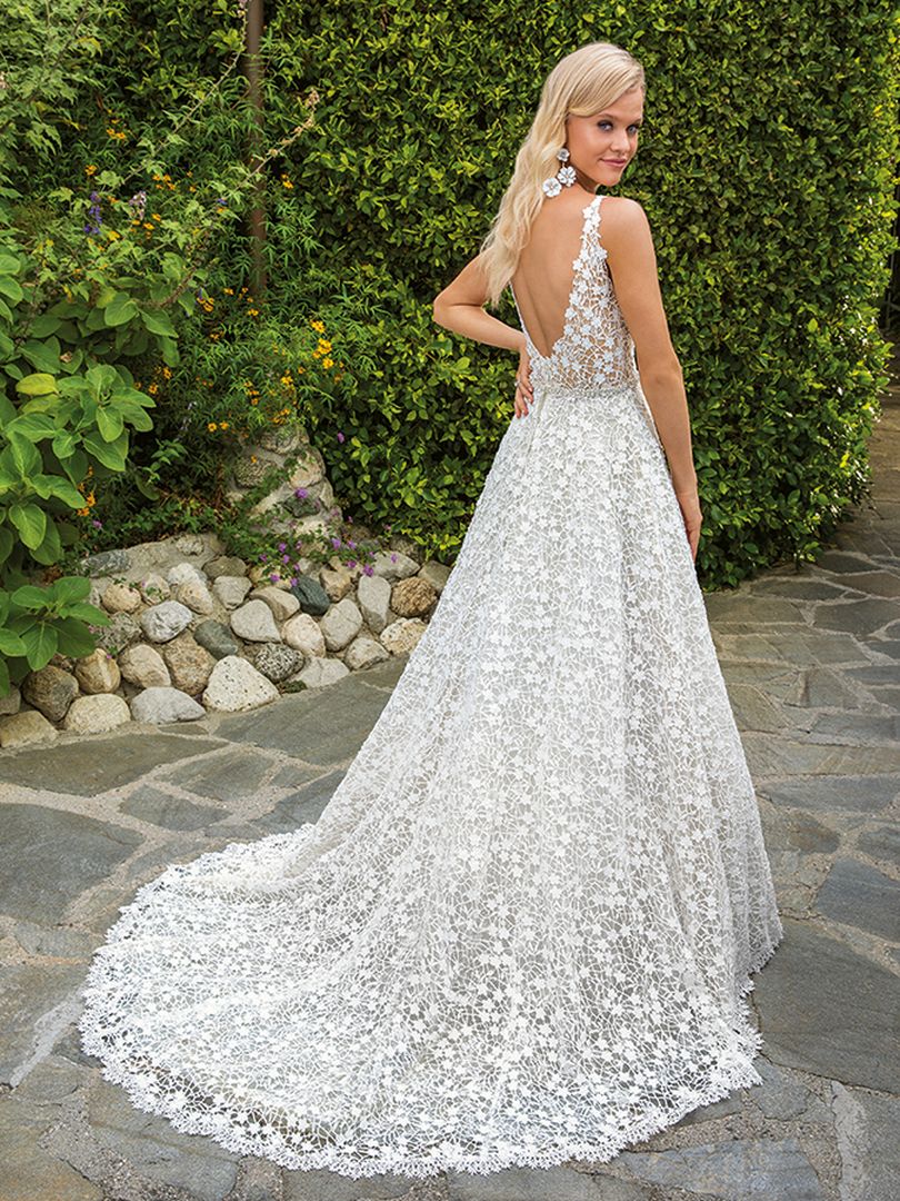 Liliana **Just Arrived**